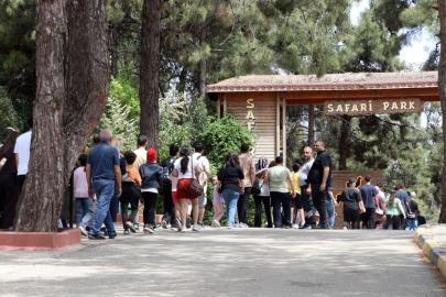 Gaziantep Doğal Yaşam Parkı'na bayram tatilinde ziyaretçi akını: 100 bin hedefi