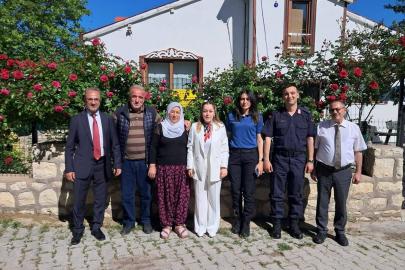 Kaymakam Yılmaz'dan şehit ailelerine bayram ziyareti