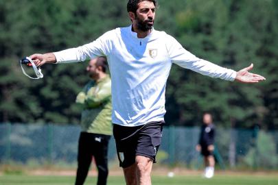 Bodrum FK'da Burhan Eşer'le devam