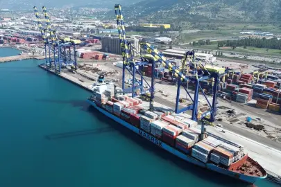 Dış ticarette ihracat ve ithalat geriledi... Açık 5,6 milyar dolara düştü!