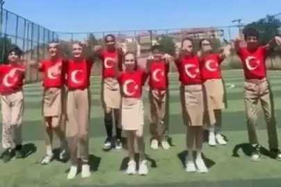 Keşan’da öğrencilerden Millilere dev destek