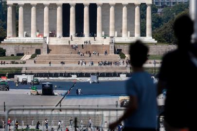 Trump'ın yenilenmesi için milyonlar harcadığı Lincoln Anıt Havuzu krizi devam ediyor