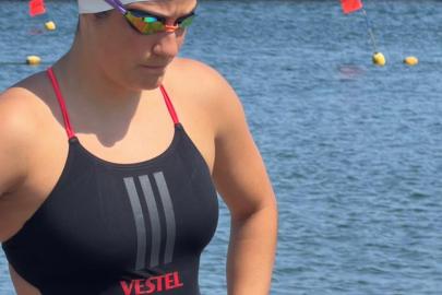 Aysu Türkoğlu, Tsugaru Kanalı'nı geçmek için start veriyor