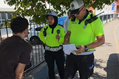 Ehliyetini aldığı gün, trafiğe çıktı! Anında iptal edildi: Daha yeni 40 bin lira verdim