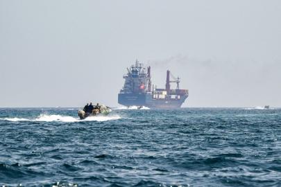 Hürmüz'de tehlike değişti. 4 aydır bekleyen gemiler biyolojik bombaya dönüştü