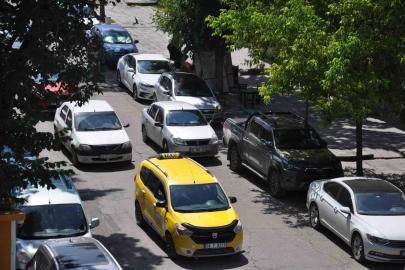 Kars, bölgenin araç lideri oldu! Trafiğe kayıtlı araç sayısı 56 bin 199’a yükseldi