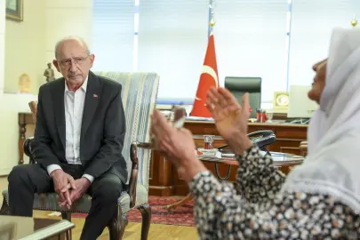 Kılıçdaroğlu, Narin Güran'ın ailesiyle görüştü