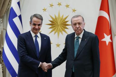 Miçotakis'ten Türkiye açıklaması. "Yan yana yaşamak zorundayız"