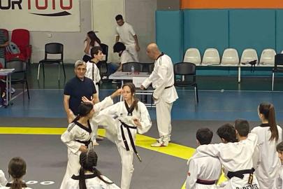 Oltulu taekwondocu Semanur Duran’dan büyük başarı: 18 yaşında ikinci DAN derecesi
