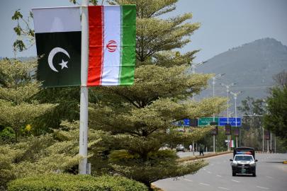 Pakistan, Çin'in teşvikiyle ABD ve İran arasında devreye girdi