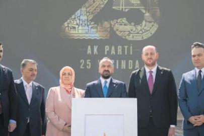 AK Parti 25. yaşını 100 bin kişiyle kutlayacak